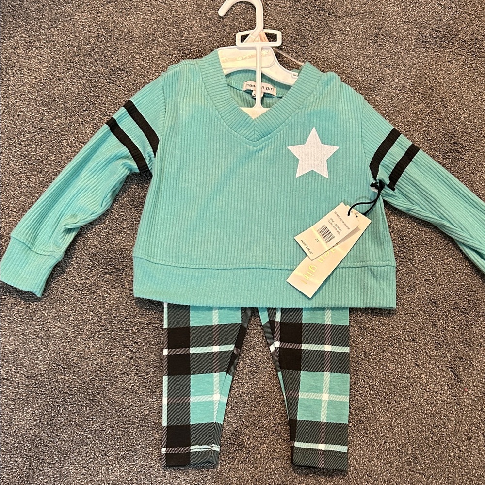 Madden Girl Aqua Green Ribbed Top and matching pants